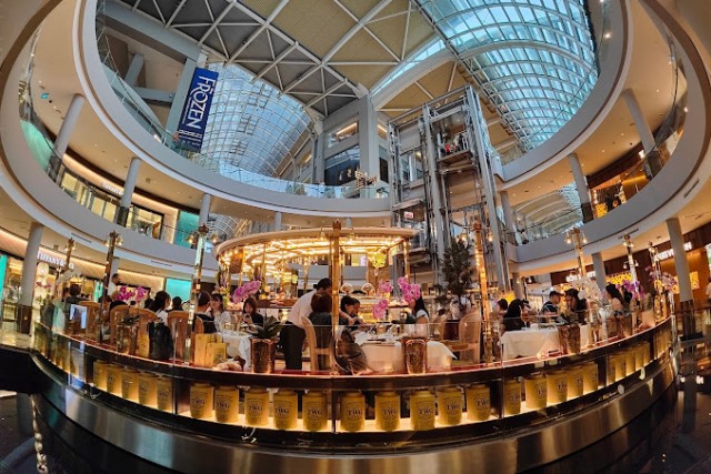 Shopping Mall in Singapore